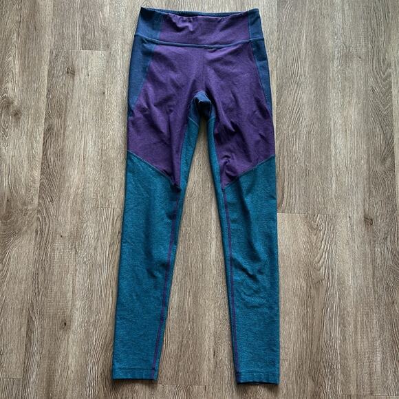 Outdoor Voices Tri-Tone Warmup Leggings Size Small - Picture 2 of 4